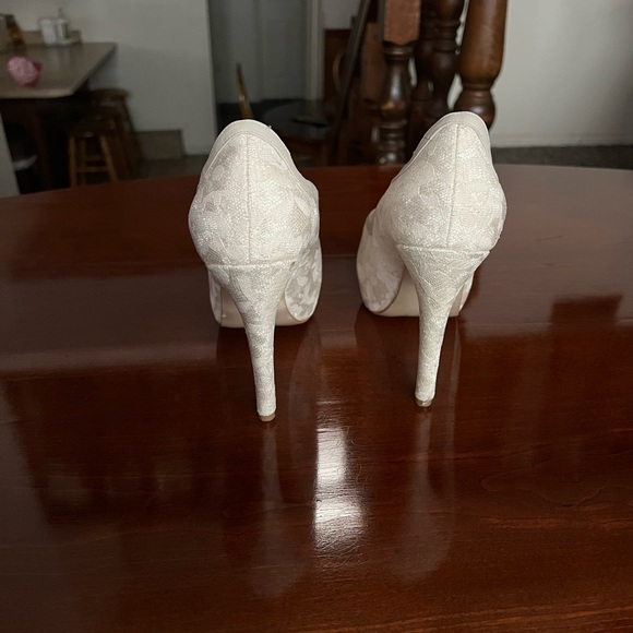 Beautiful new heels size 8 - Picture 5 of 9